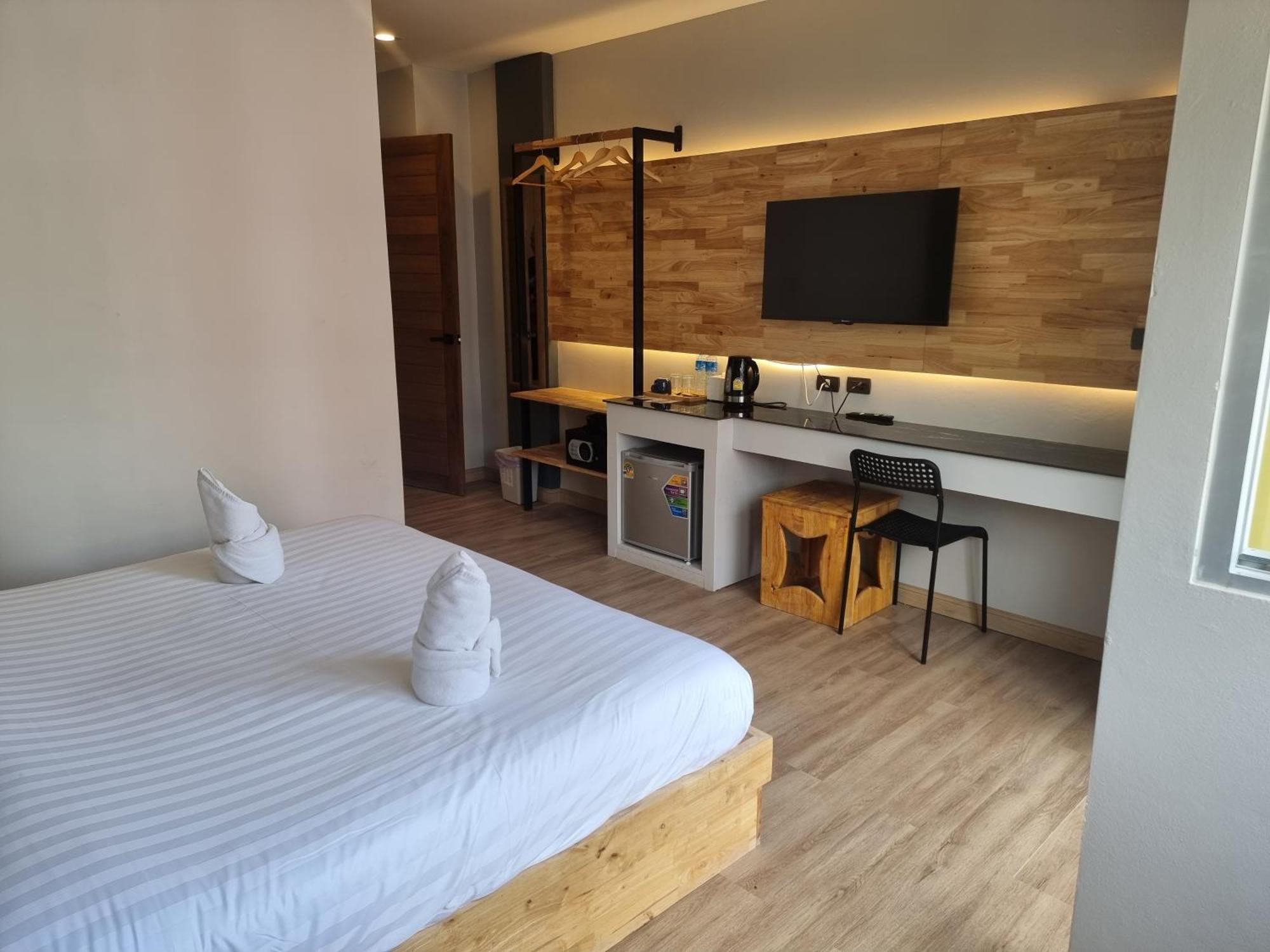 Diva Boutique Hotel Patong Exterior foto